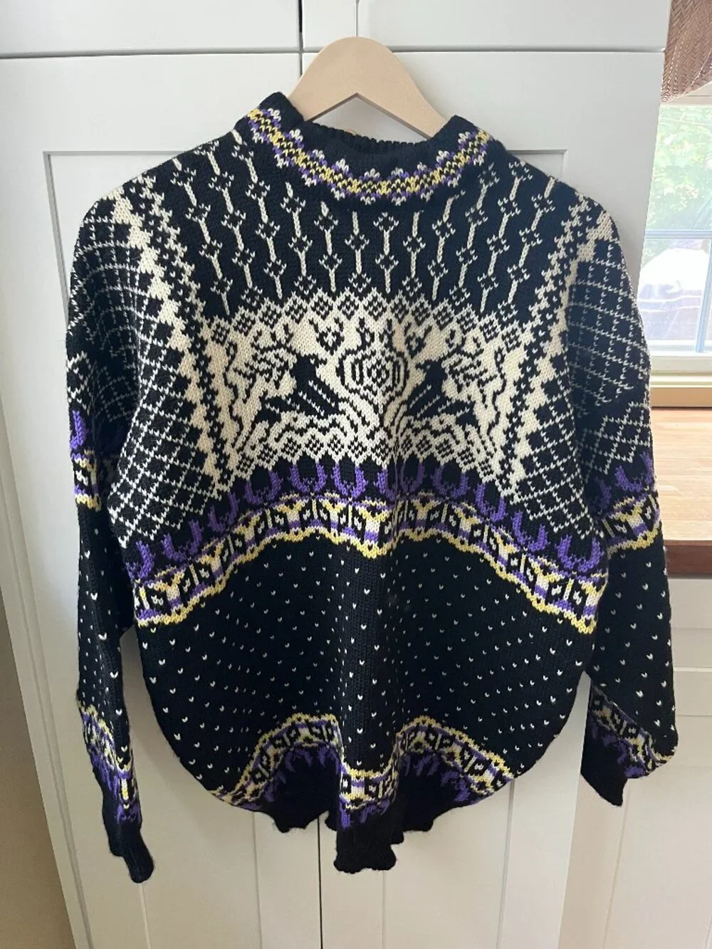 Vintage Dale of Norway Wool Sweater – Size Large